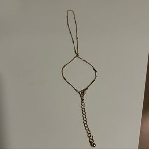 Finger ring bracelet